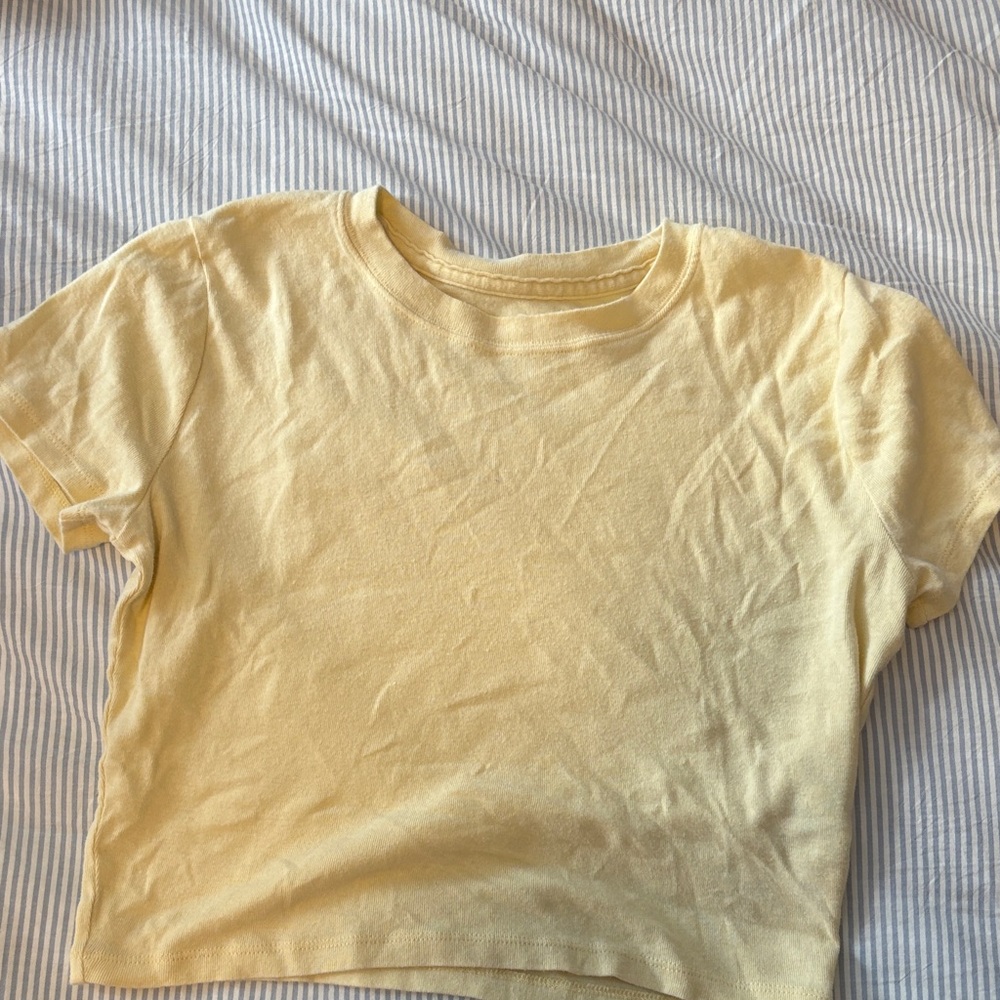 Hollister Yellow Crop Top - Picture 1 of 3